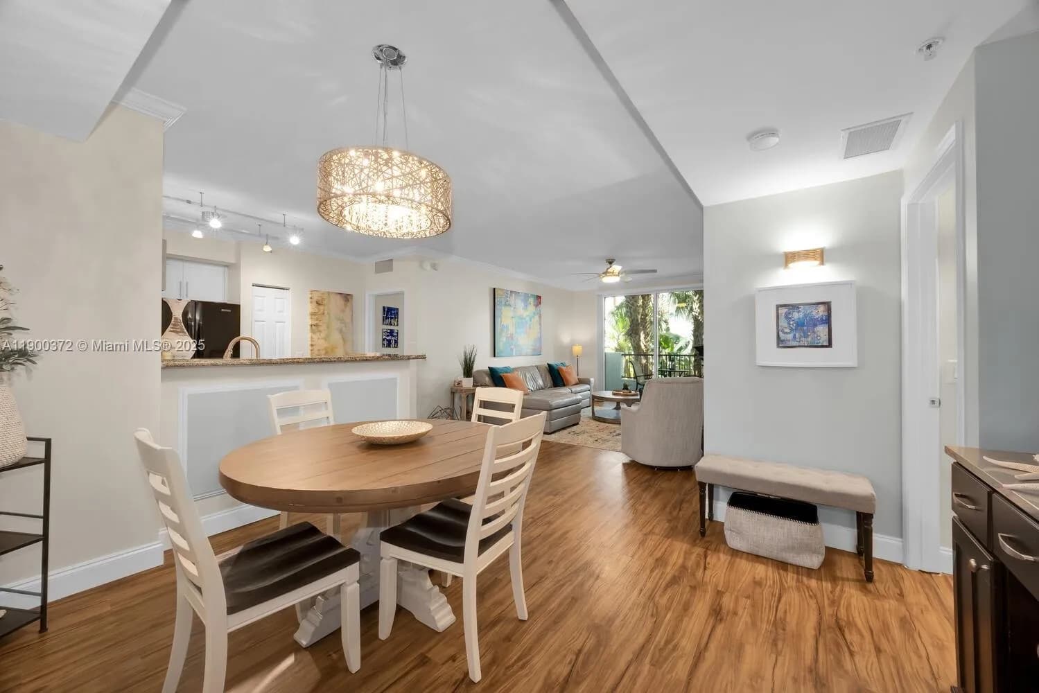 2421 NE 65th St # 211, Fort Lauderdale FL 33308