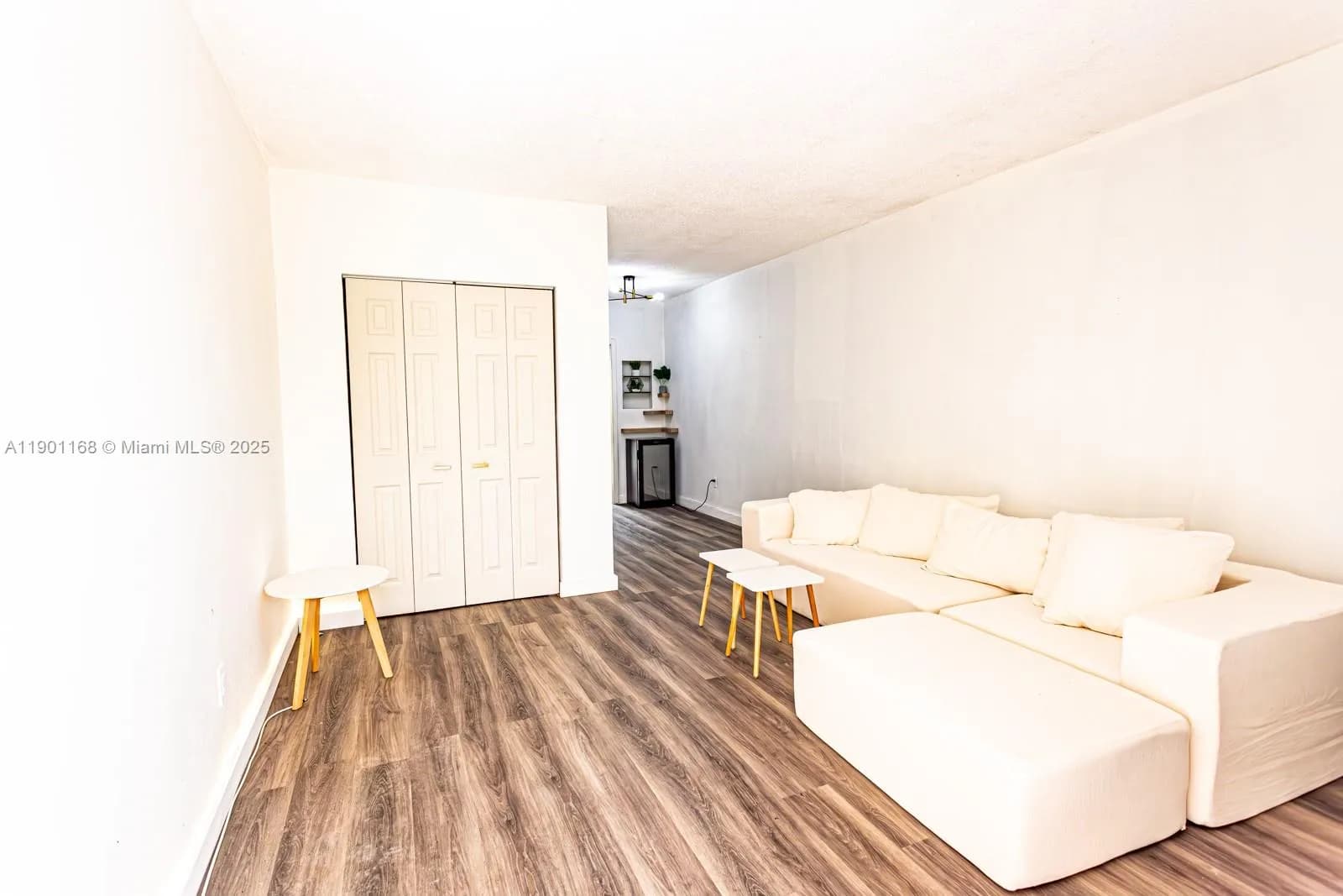 7720 Harding Ave # 3, Miami Beach FL 33141