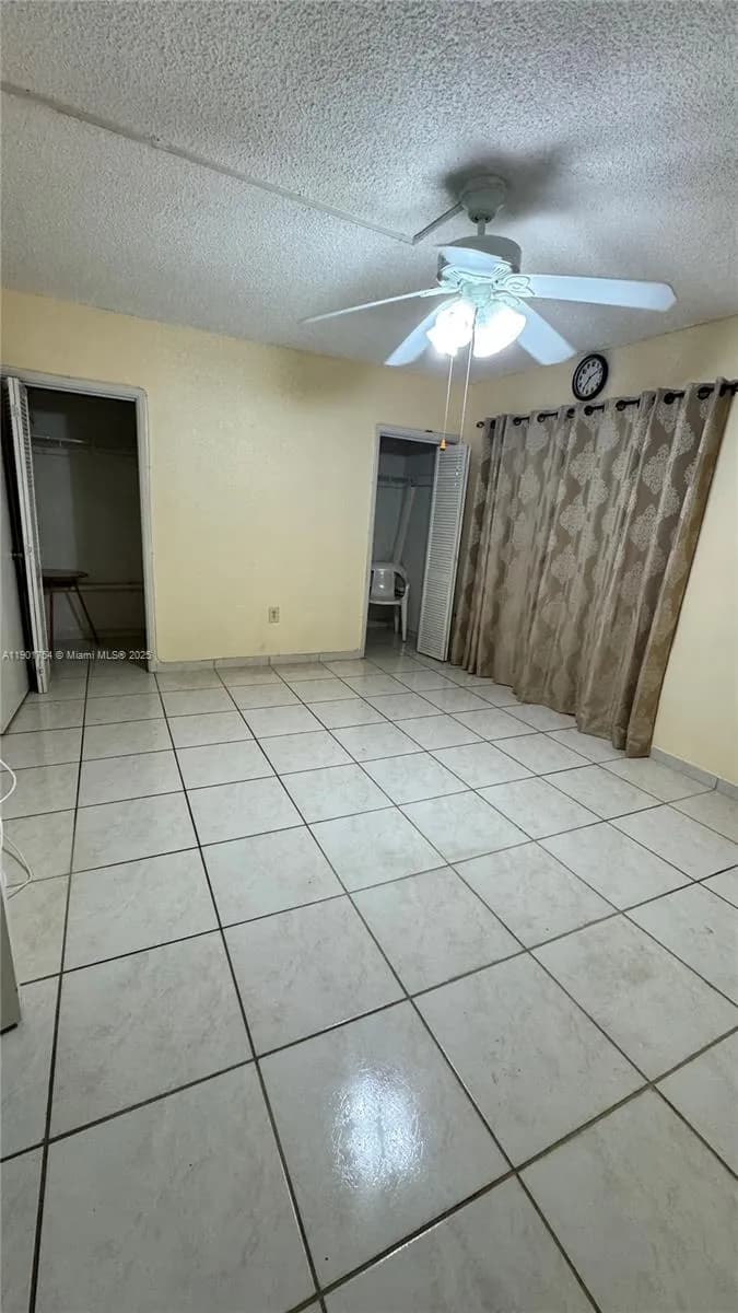 160 NE 203rd Ter # E20, Miami Gardens FL 33179