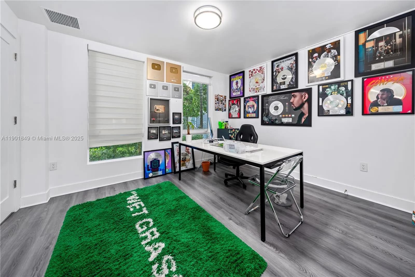 9153 NW 33rd St, Doral FL 33172