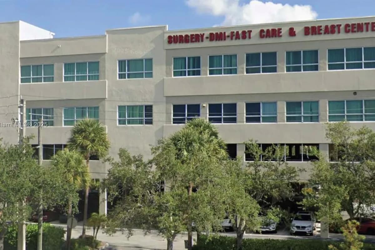 20601 E Dixie Hwy, Aventura FL 33180