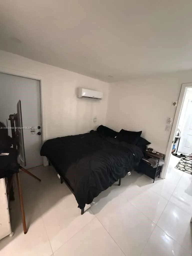 511 NW 133rd St, North Miami FL 33168