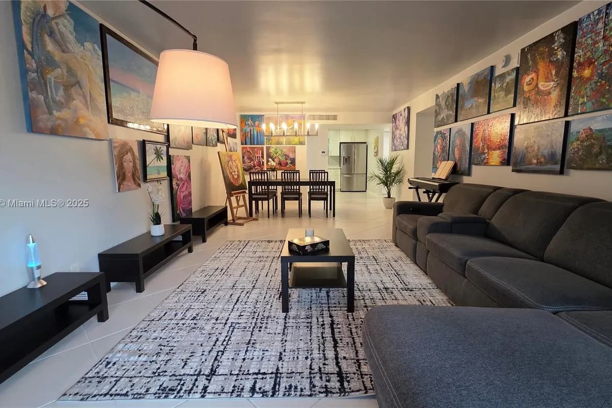 3360 Spanish Moss Ter # 104, Lauderhill FL 33319