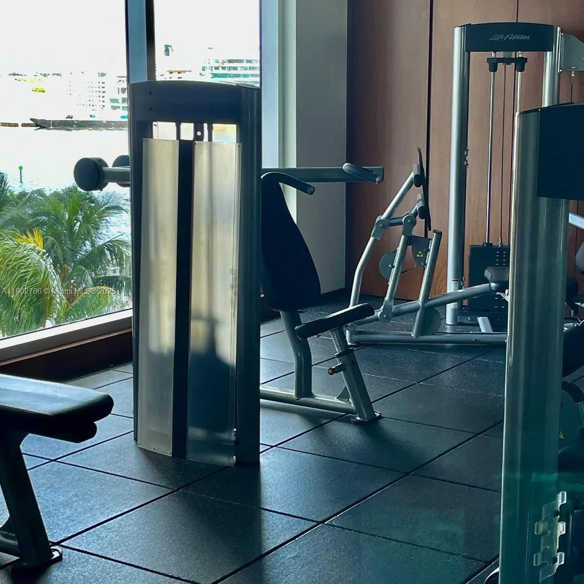 335 S Biscayne Blvd # 2200, Miami FL 33131