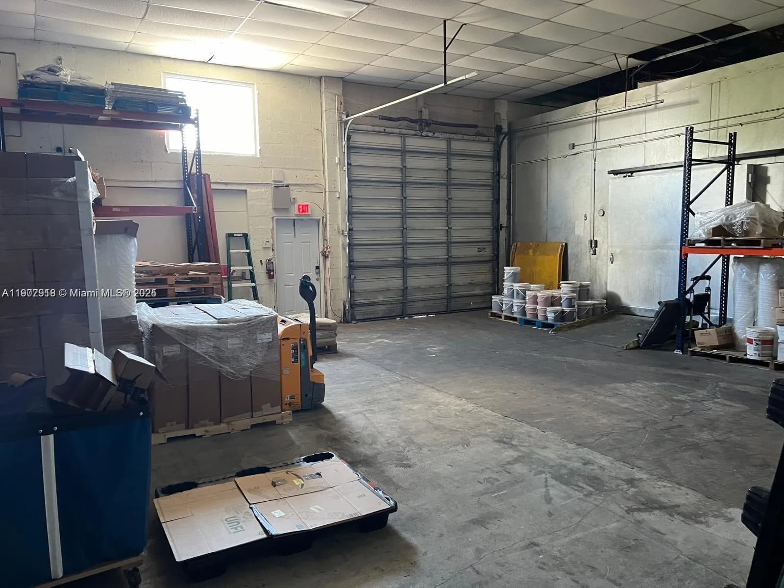 1950 Hayes St, Hollywood FL 33020