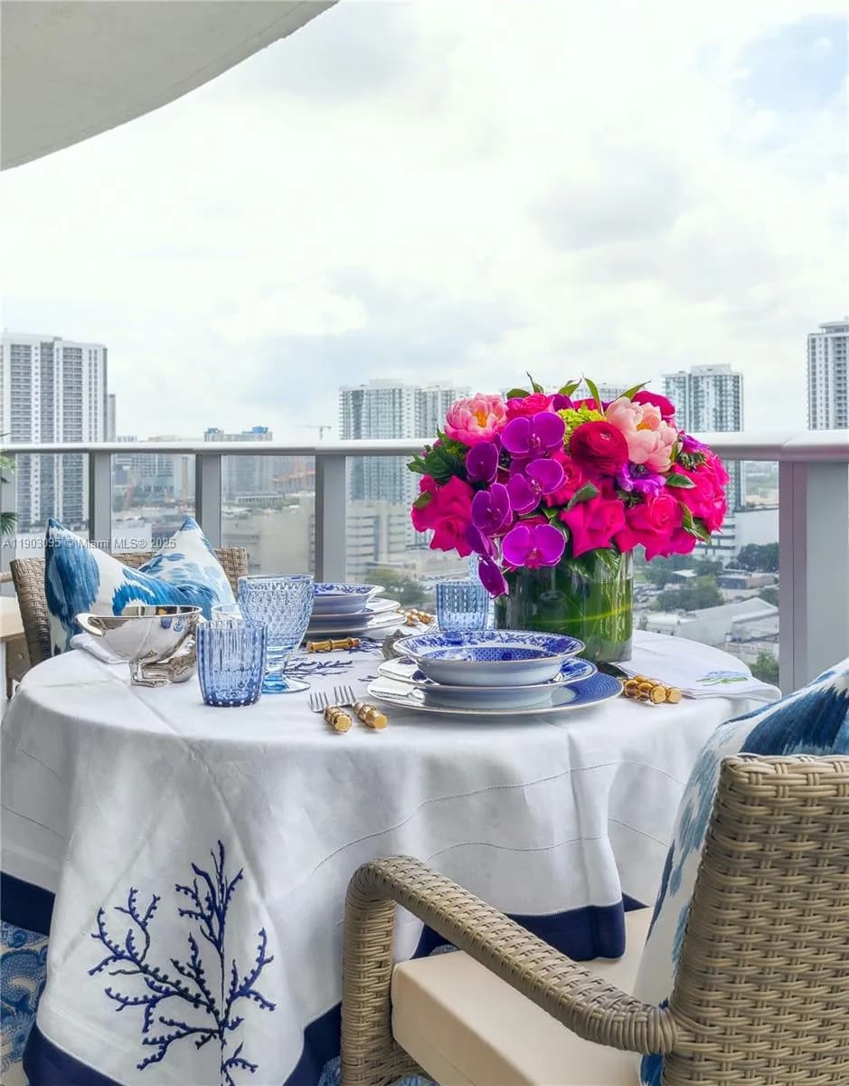 488 NE 18th St # 2301, Miami FL 33132