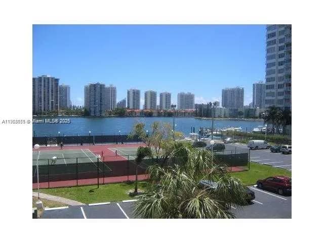 2780 NE 183rd St # 1110, Aventura FL 33160