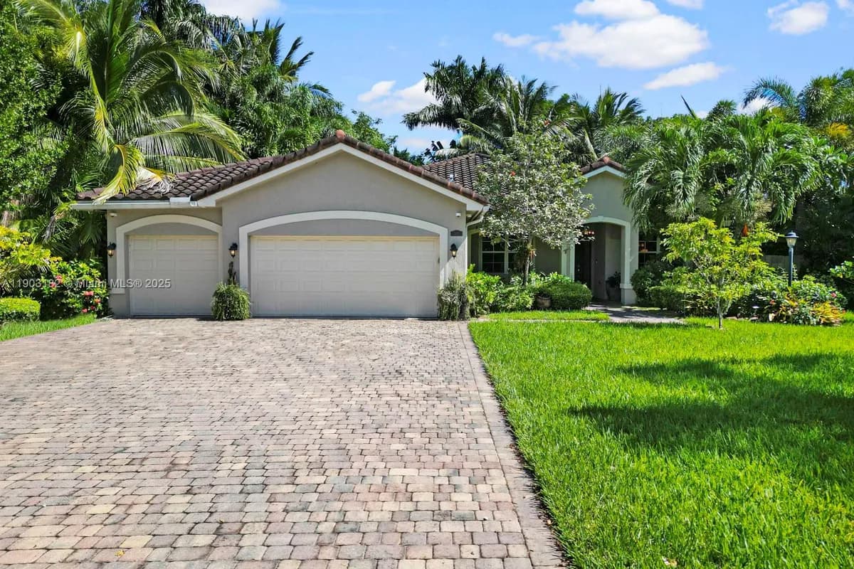 2101 NW 15th Ter, Homestead FL 33030