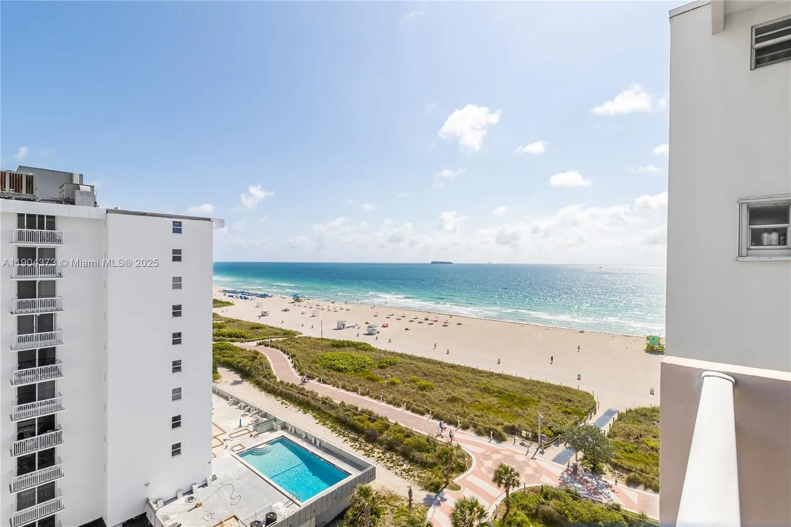 345 Ocean Dr # 1018, Miami Beach FL 33139