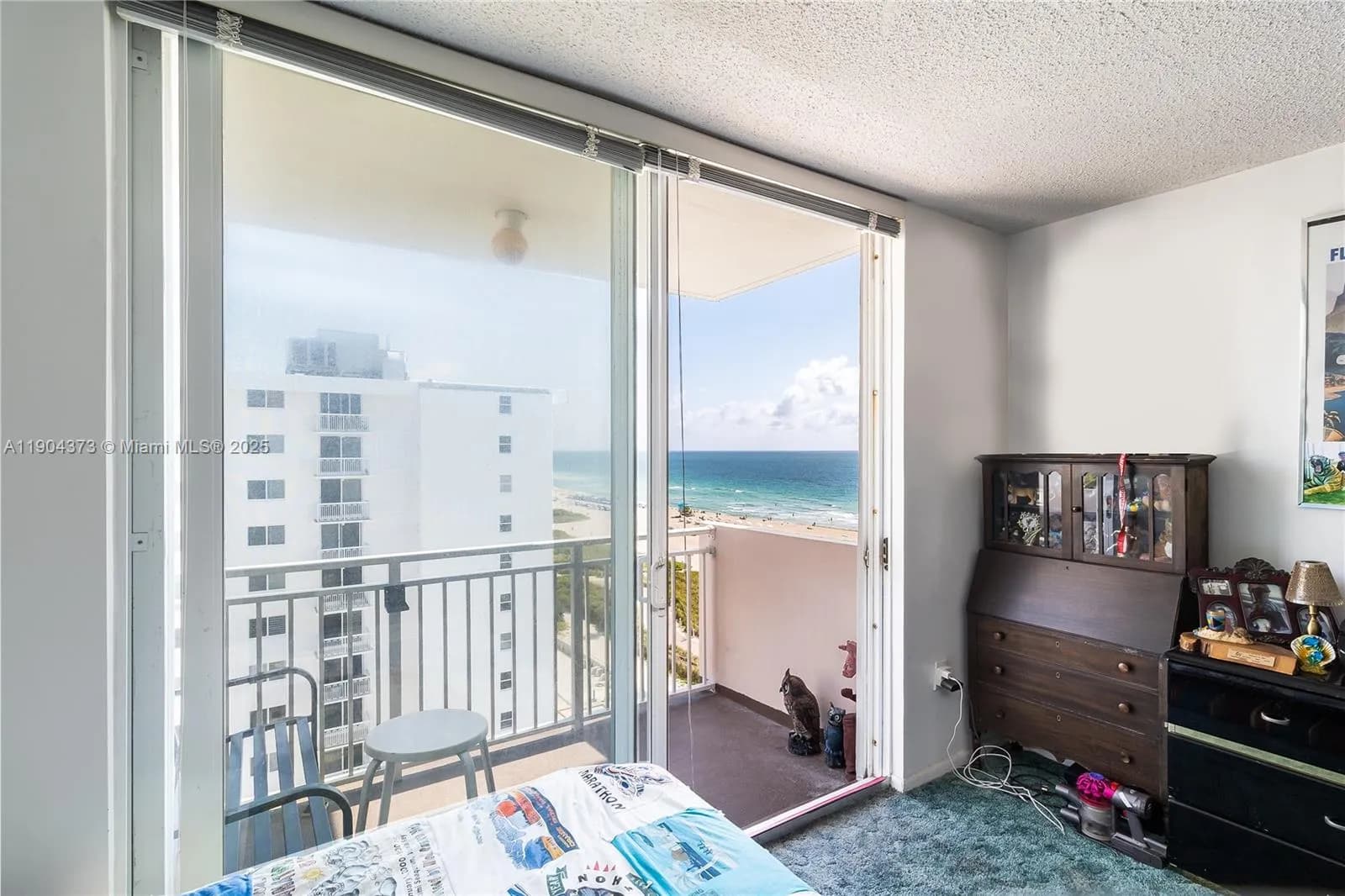 345 Ocean Dr # 1018, Miami Beach FL 33139