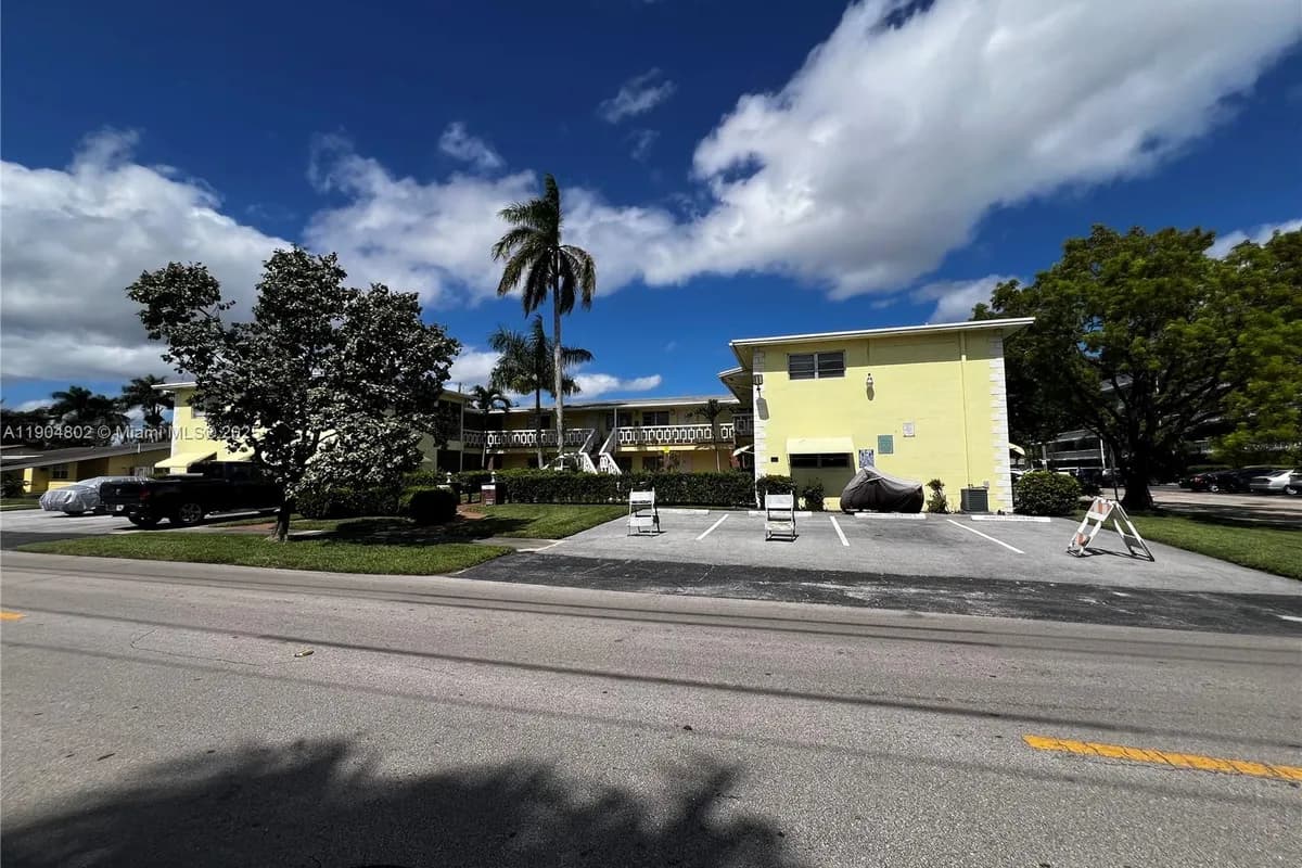 1501 E Arthur St # 9, Hollywood FL 33020