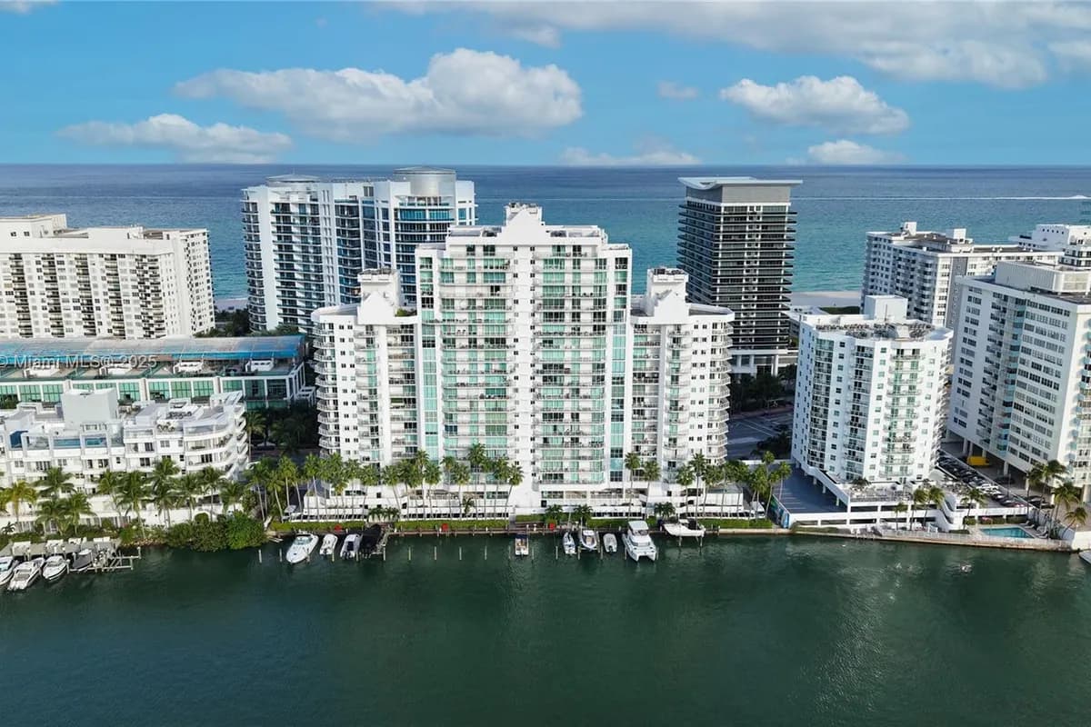 5900 Collins Ave # 508, Miami Beach FL 33140