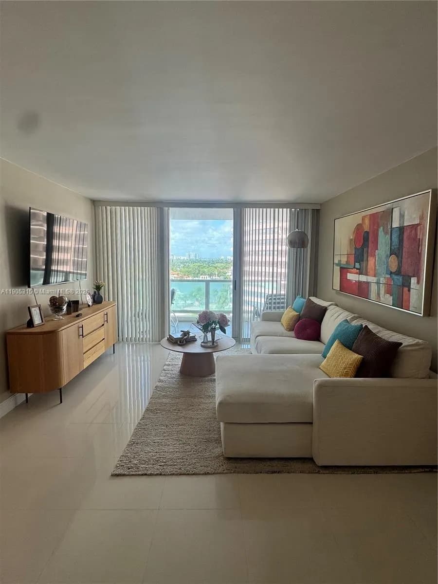5161 Collins Ave # 911, Miami Beach FL 33140