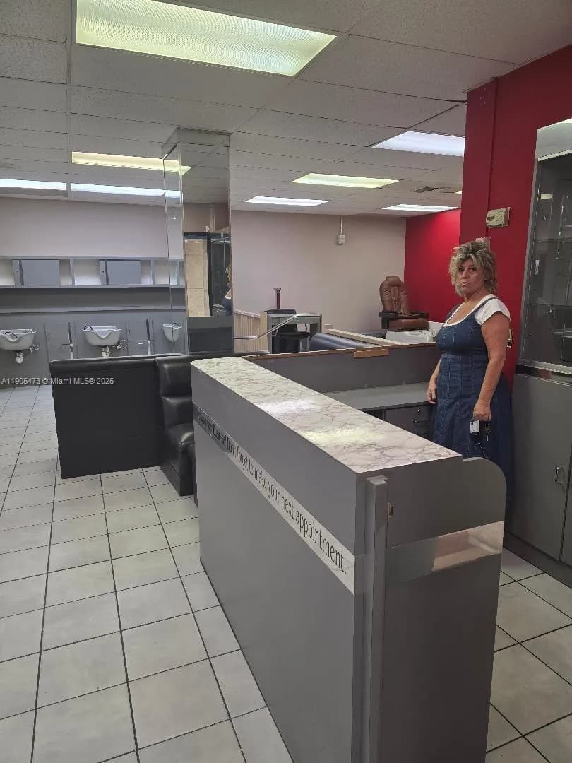 1980 S Ocean Dr # L1, Hallandale Beach FL 33009