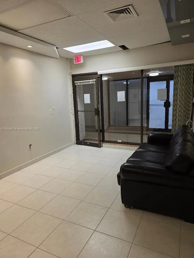 1985 S Ocean Dr # 3L, Hallandale Beach FL 33009