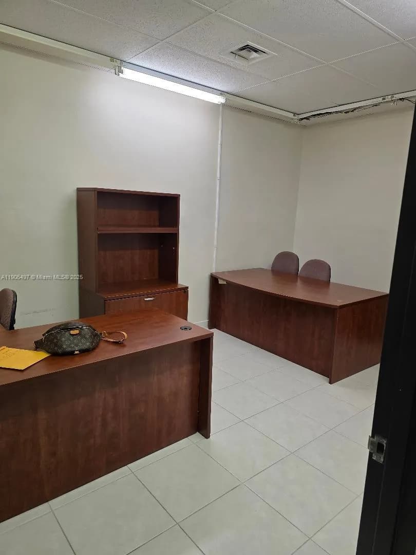 1985 S Ocean Dr # 3L, Hallandale Beach FL 33009