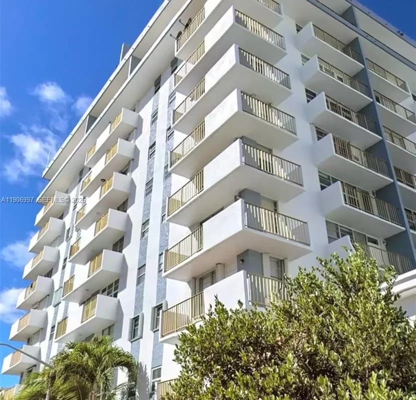 245 18th St # 801, Miami Beach FL 33139