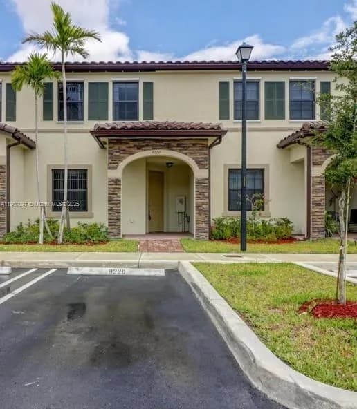 3512 W 88th Ter, Hialeah FL 33018