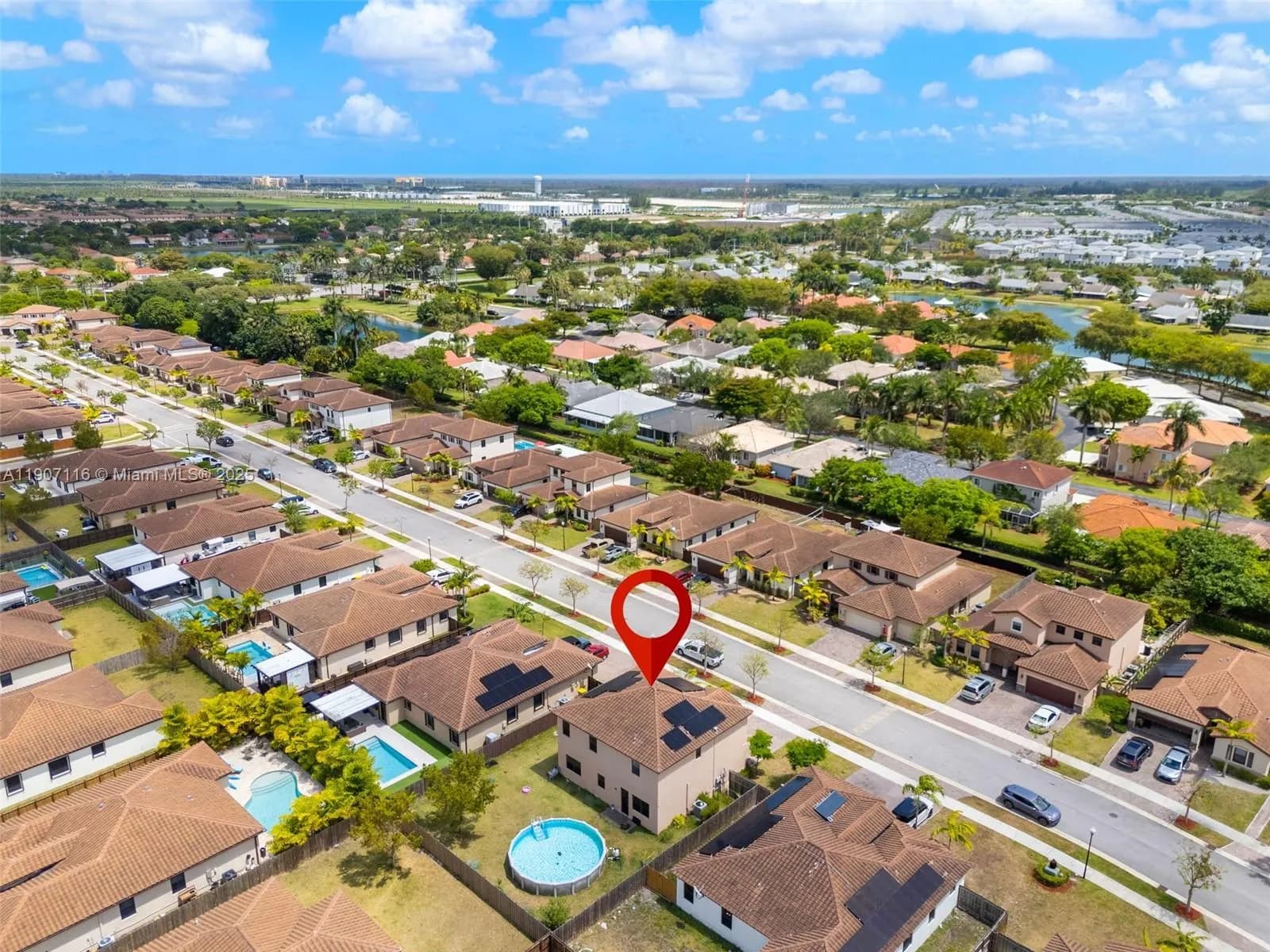 2553 SE 3rd St, Homestead FL 33033