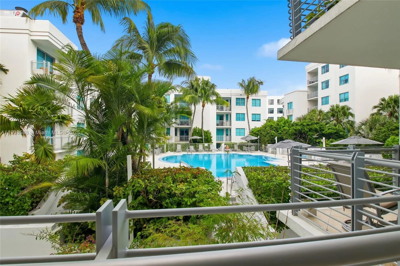 110 Washington Ave # 2420, Miami Beach FL 33139