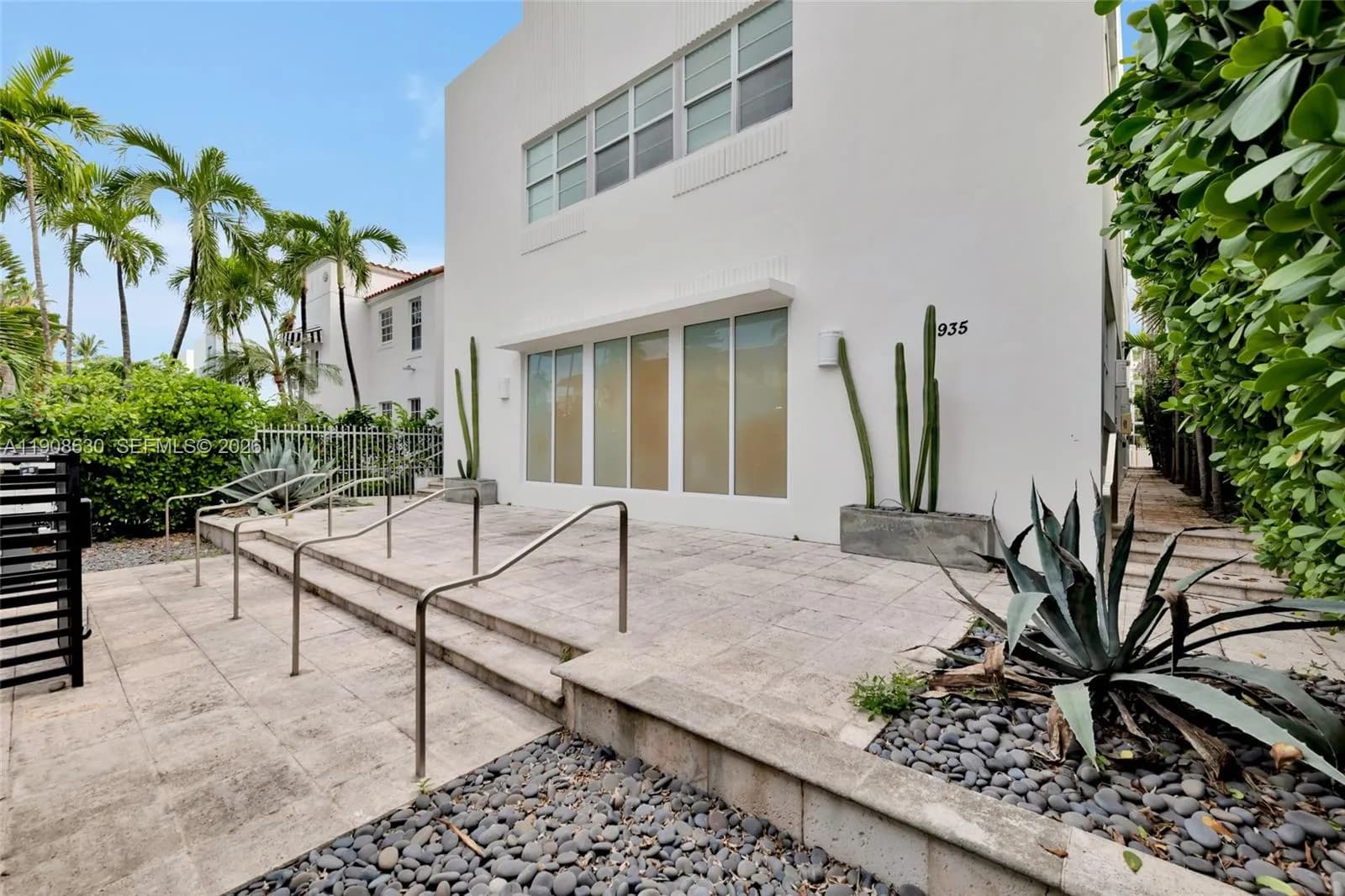 935 Euclid Ave # 7, Miami Beach FL 33139