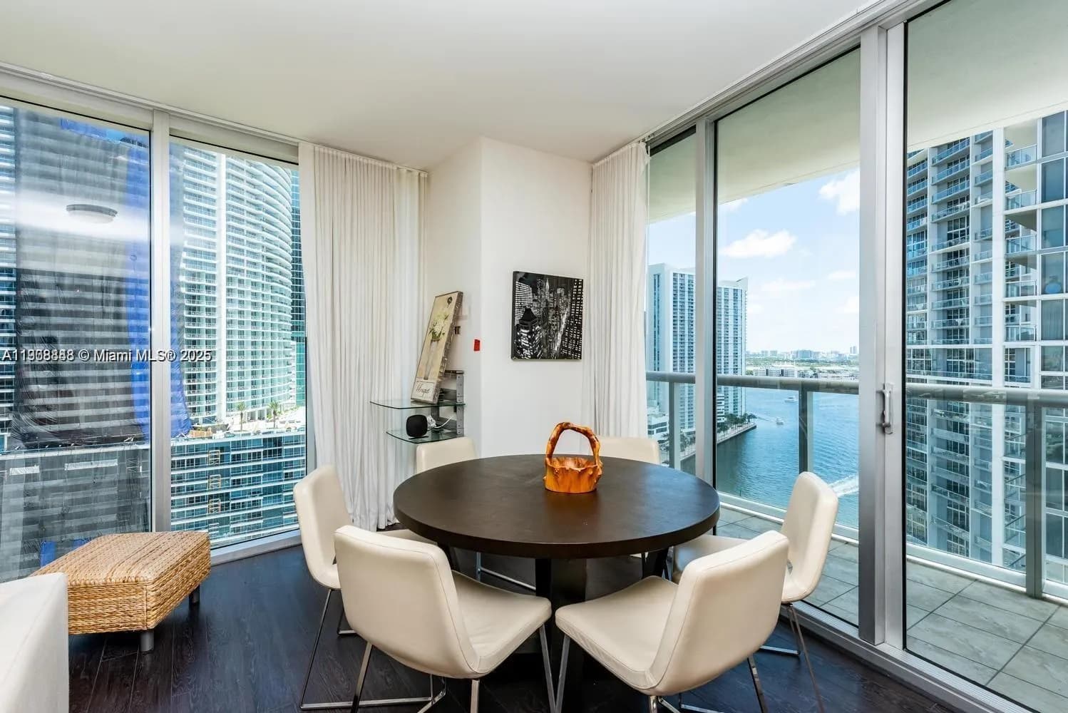 485 Brickell Ave # 2302, Miami FL 33131