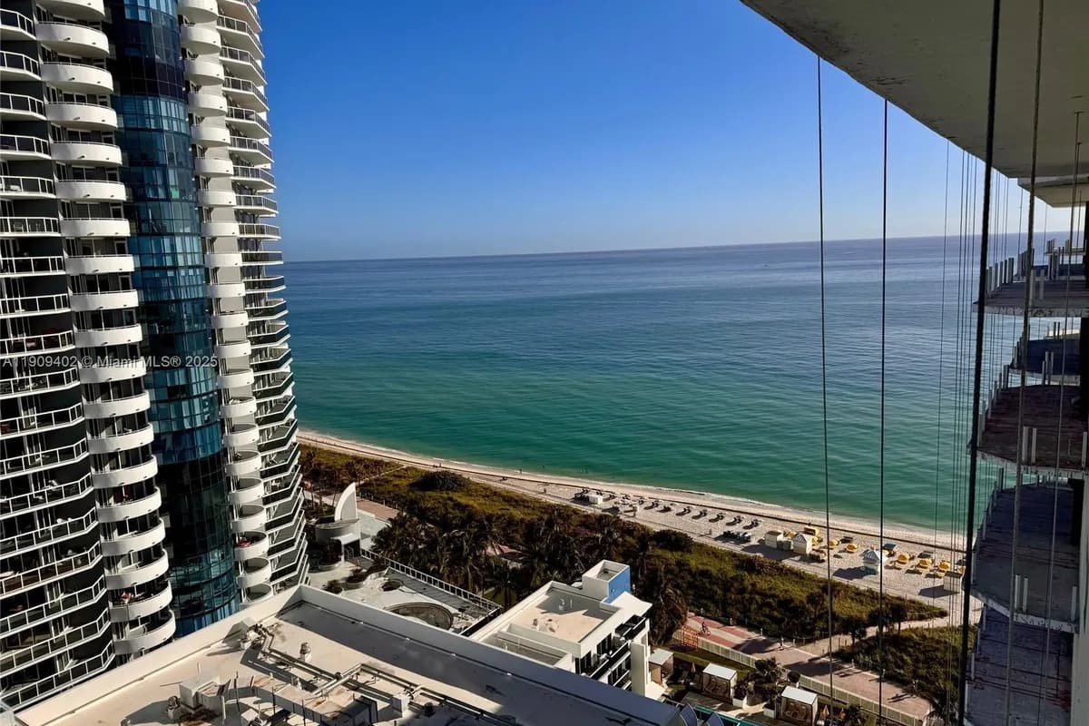 6061 Collins Ave # 23A, Miami Beach FL 33140