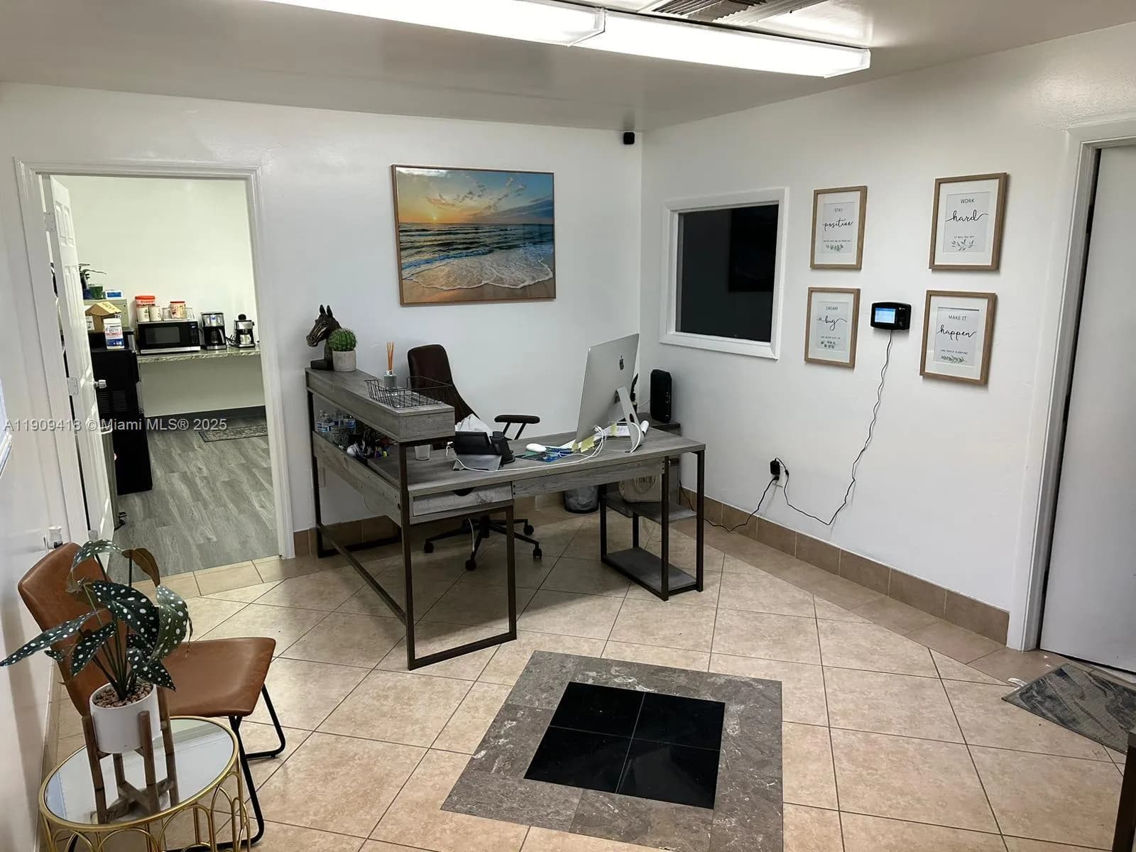 352 Tall Pines Rd # I, West Palm Beach FL 33413