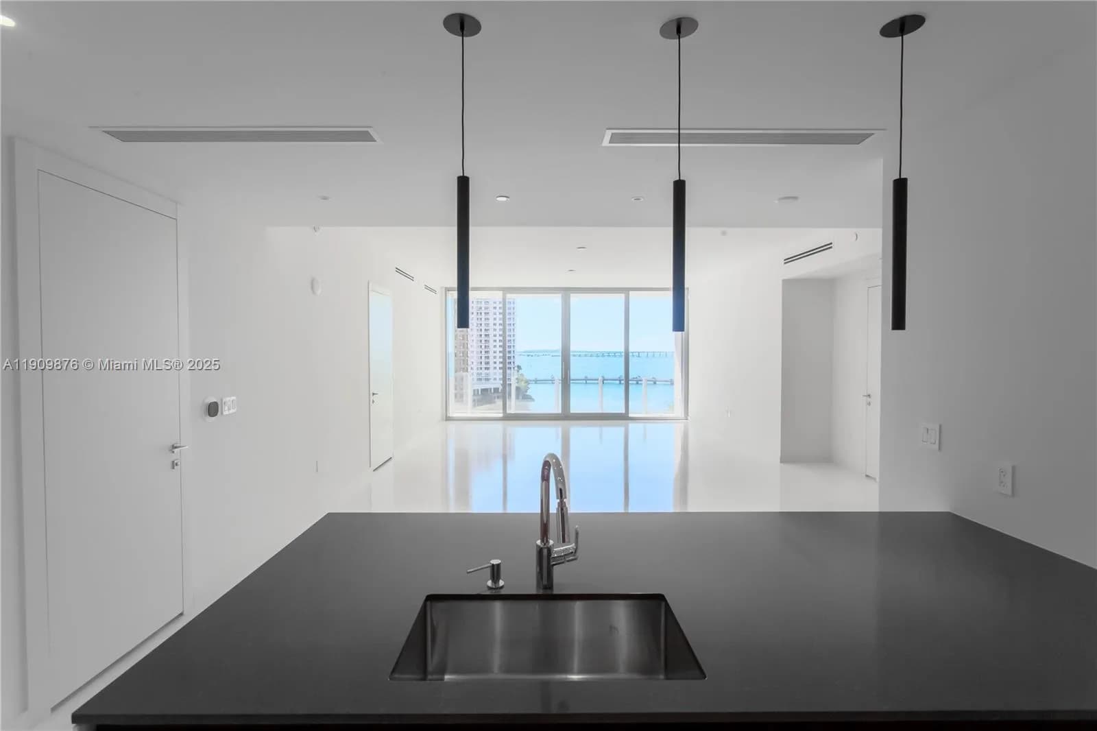 300 Biscayne Blvd Way # 1003, Miami FL 33131