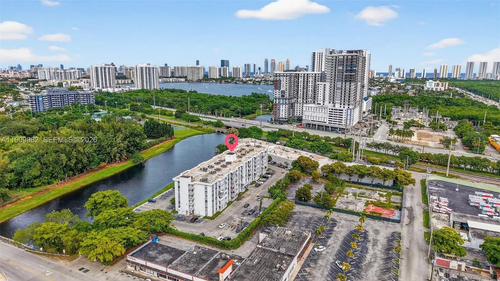 1 bedroom 1 bath for sale at 16465 NE 22nd Ave # 116, North Miami Beach FL 33160