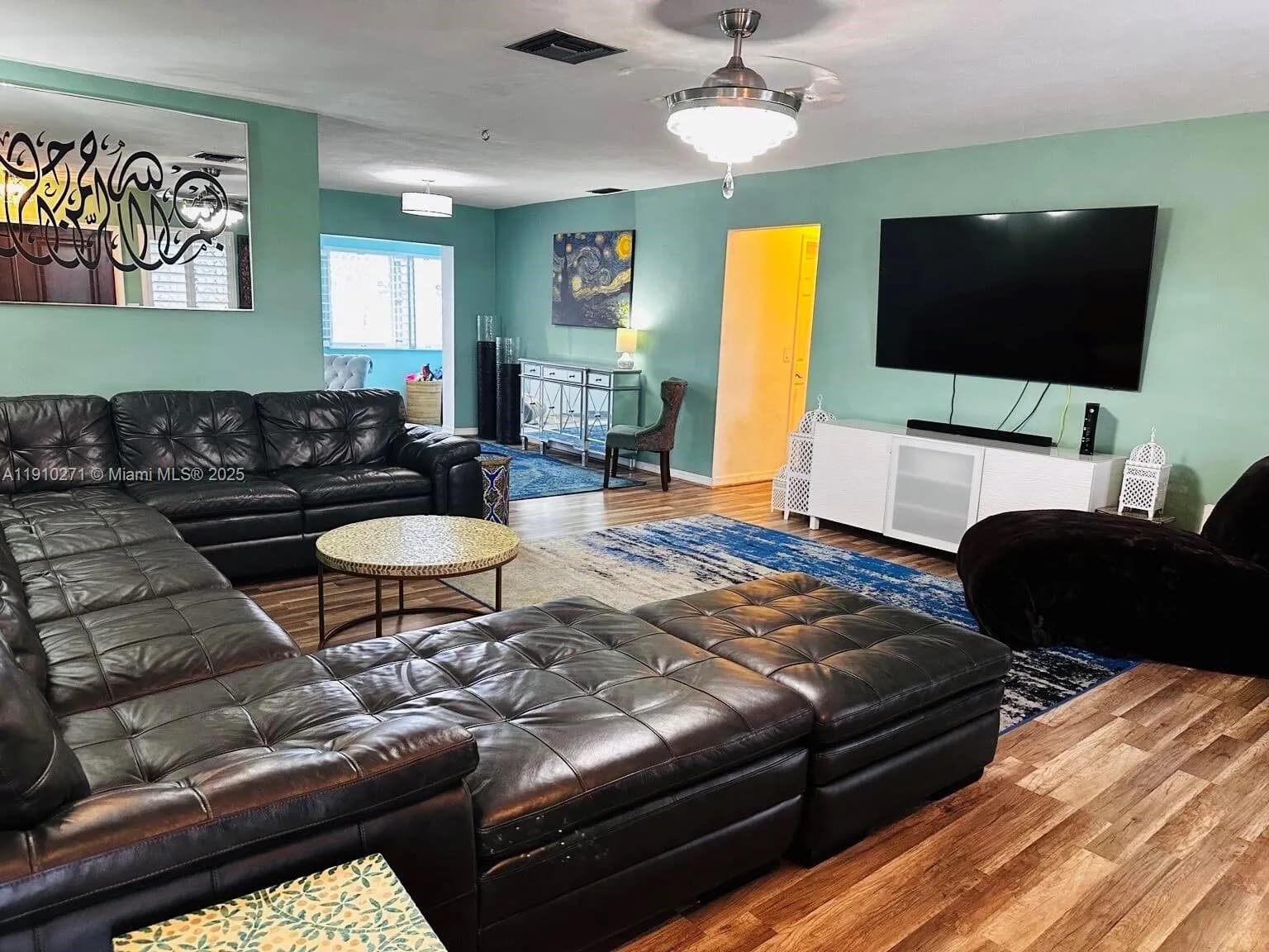 8600 NW 25th Ct, Sunrise FL 33322