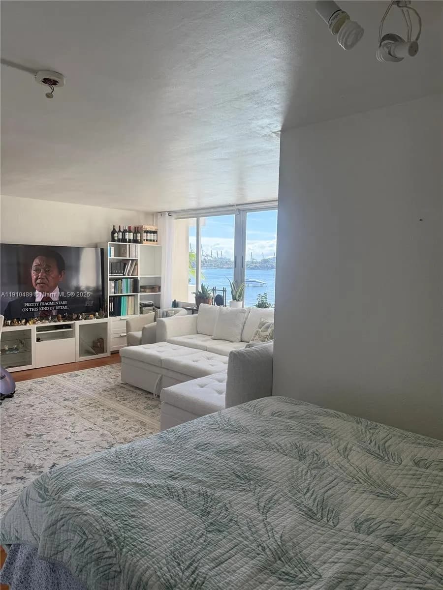 1200 West Ave # 301, Miami Beach FL 33139