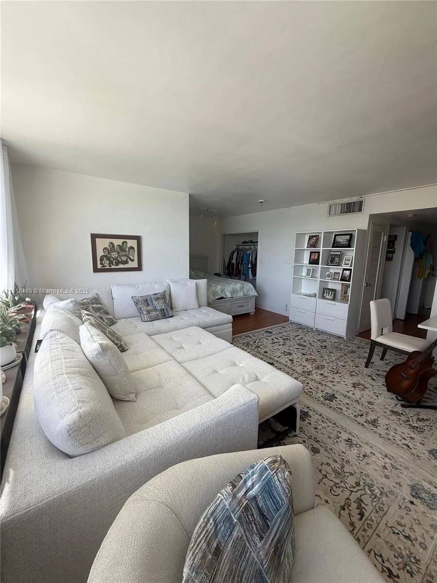 1200 West Ave # 301, Miami Beach FL 33139