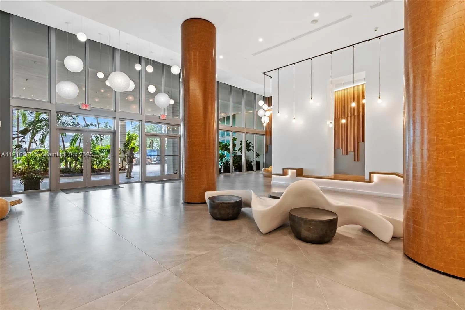 350 S Miami Ave # 1805, Miami FL 33130