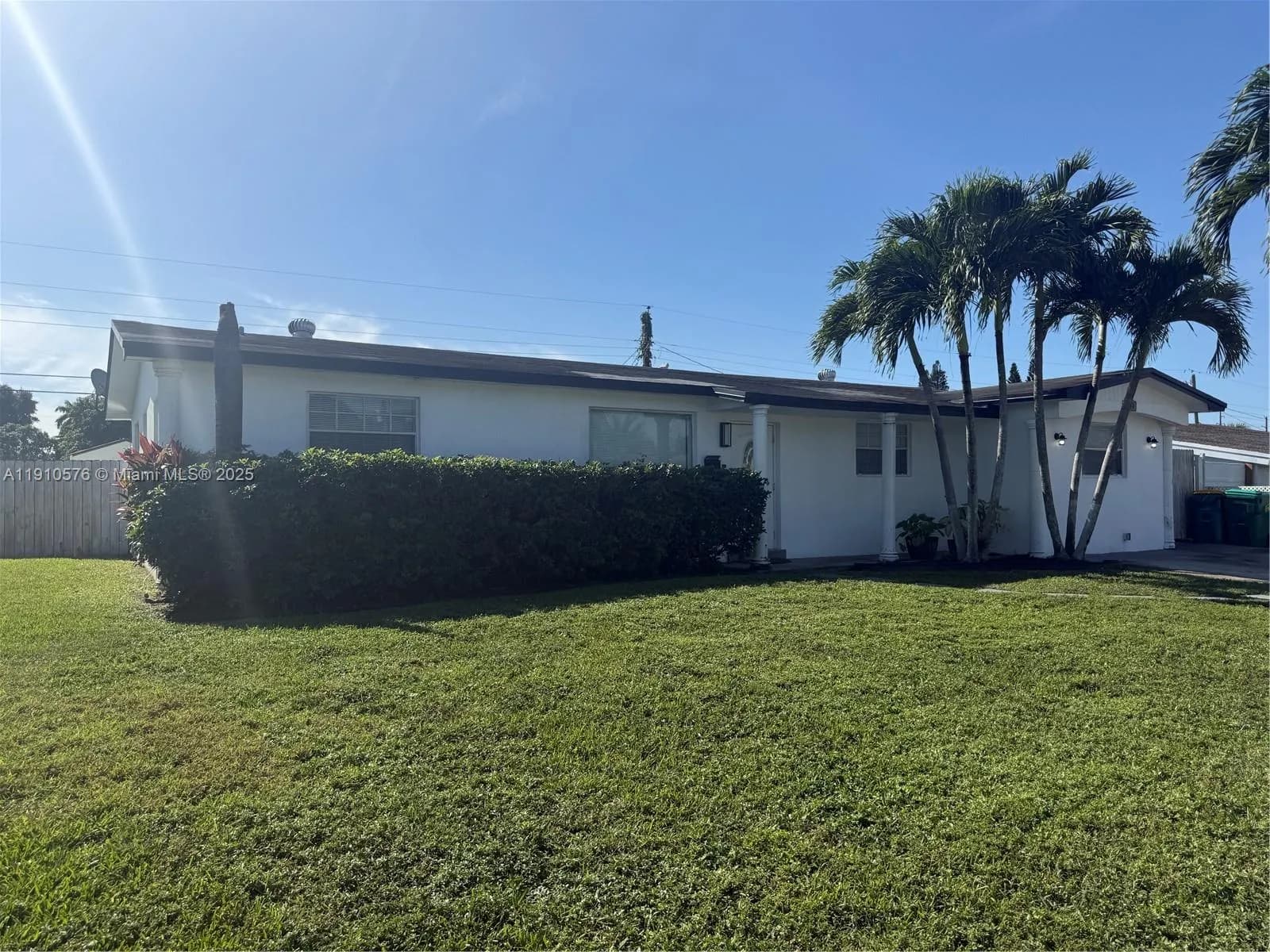 4930 NW 13th St, Lauderhill FL 33313