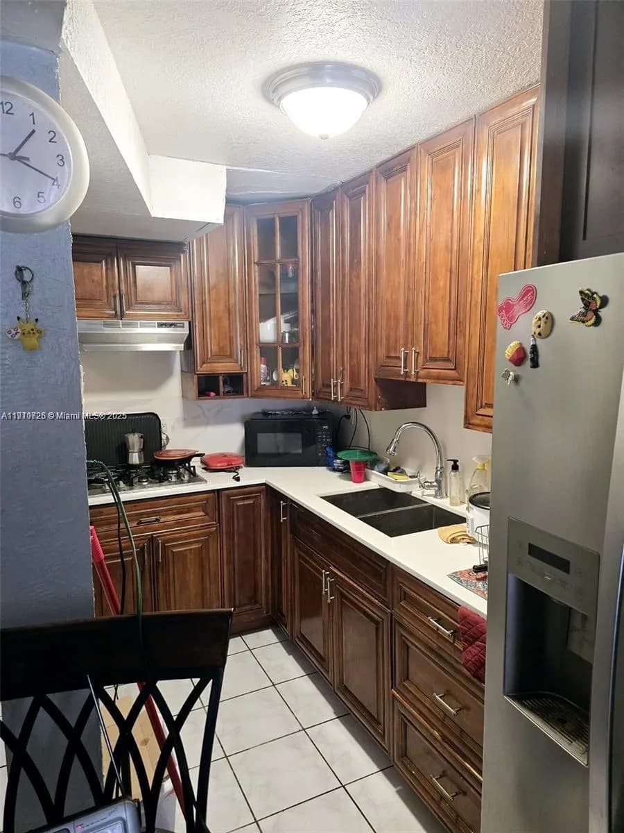 1300 W 47th Pl # 217B, Hialeah FL 33012