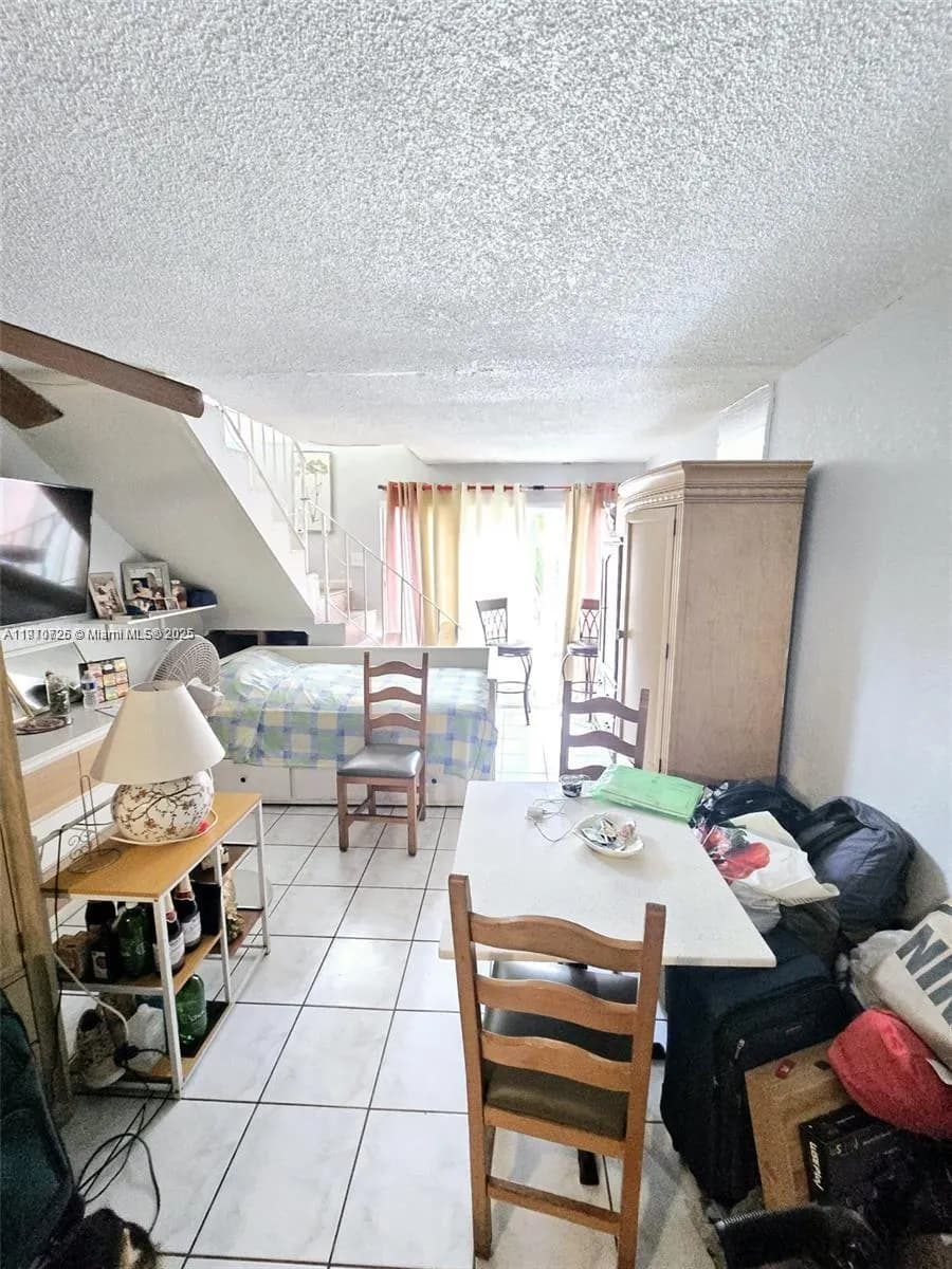 1300 W 47th Pl # 217B, Hialeah FL 33012