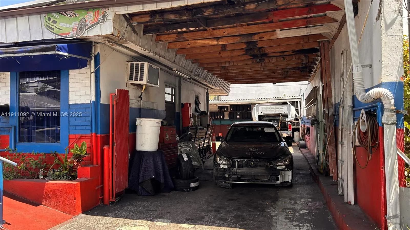 916 NW 9th Ave, Fort Lauderdale FL 33311