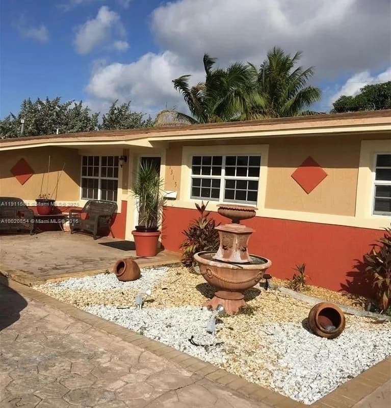 1315 NW 196th Ter, Miami Gardens FL 33169