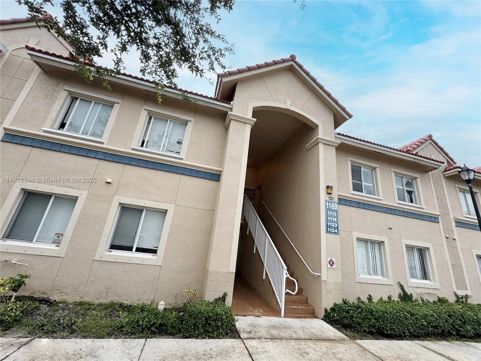 1169 Golden Lakes Blvd # 1123, West Palm Beach FL 33411