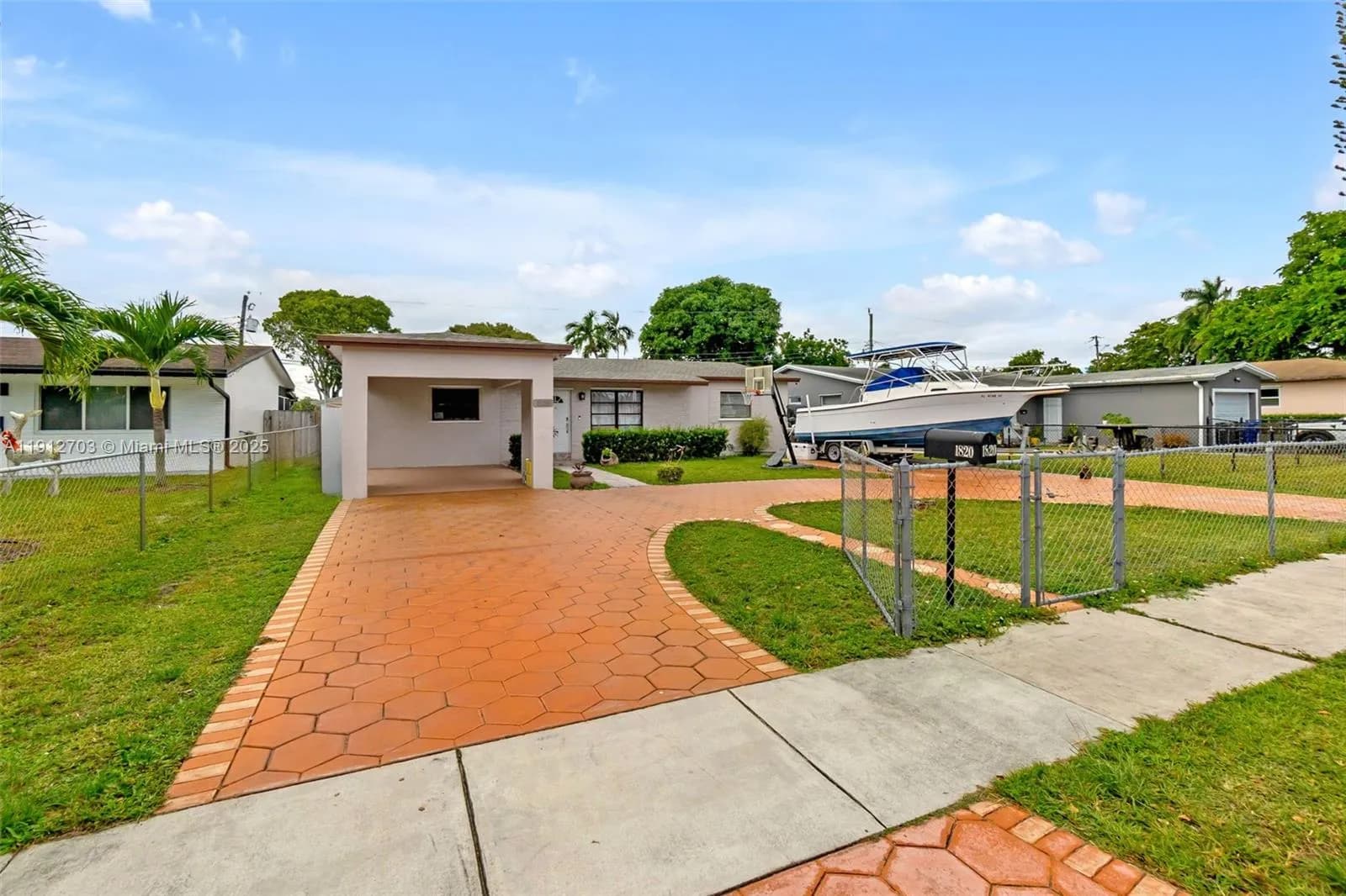 1820 N 27th Ave, Hollywood FL 33020