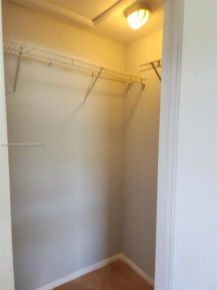 6061 Shakerwood Cir # 208, Tamarac FL 33319