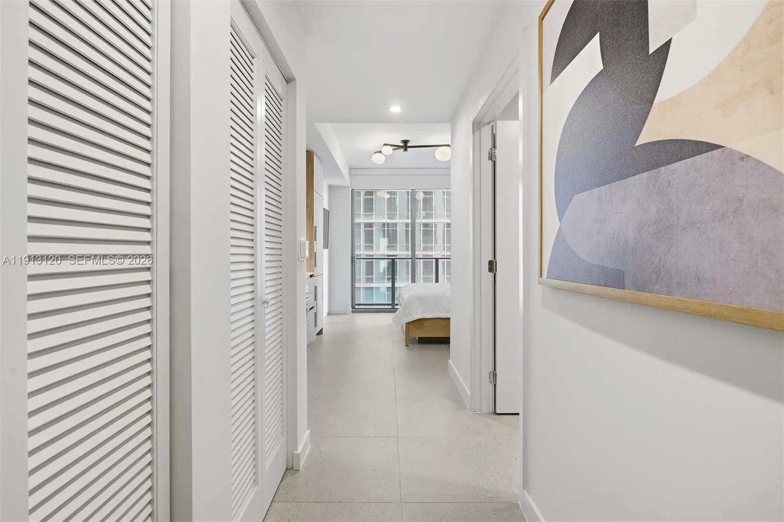 11 NE 6th St # 1906, Miami FL 33132