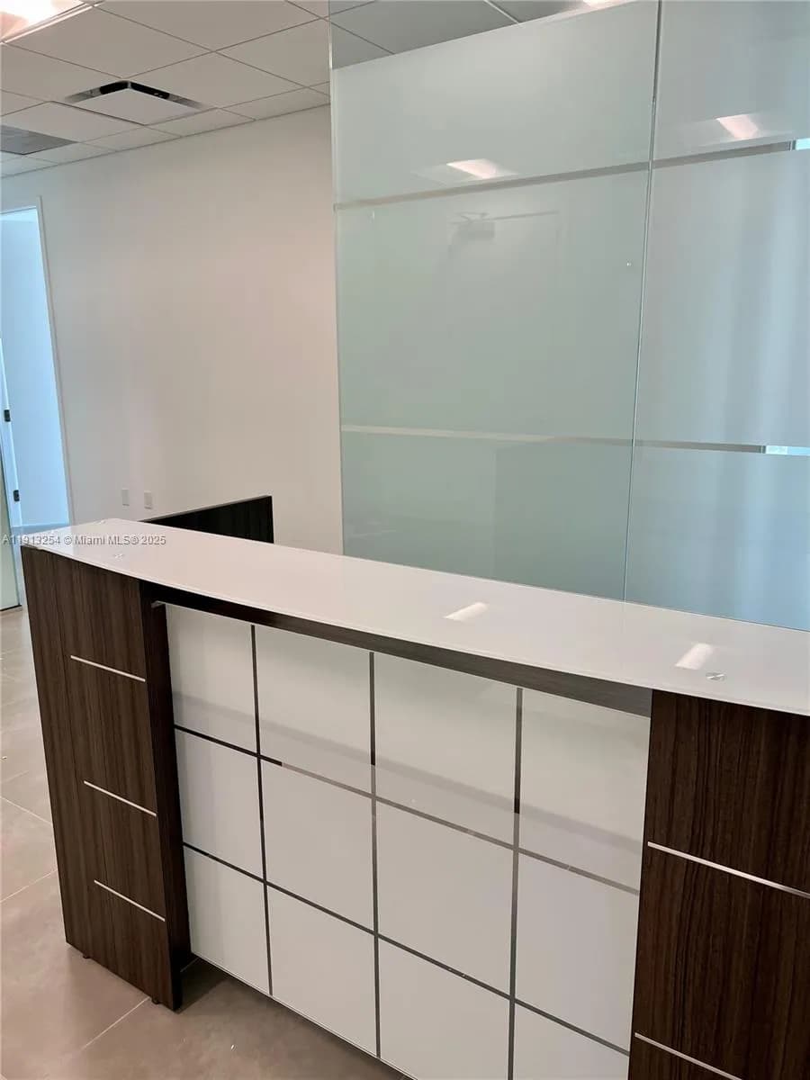 1695 NW 110th Avenue # 310, Doral FL 33172