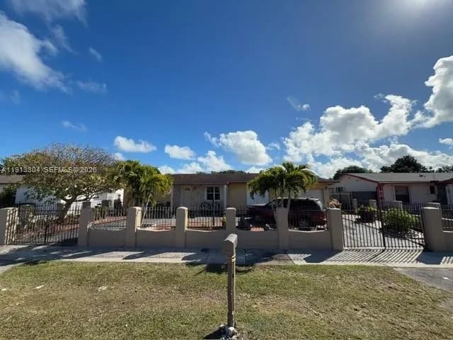 14910 SW 307th St, Homestead FL 33033