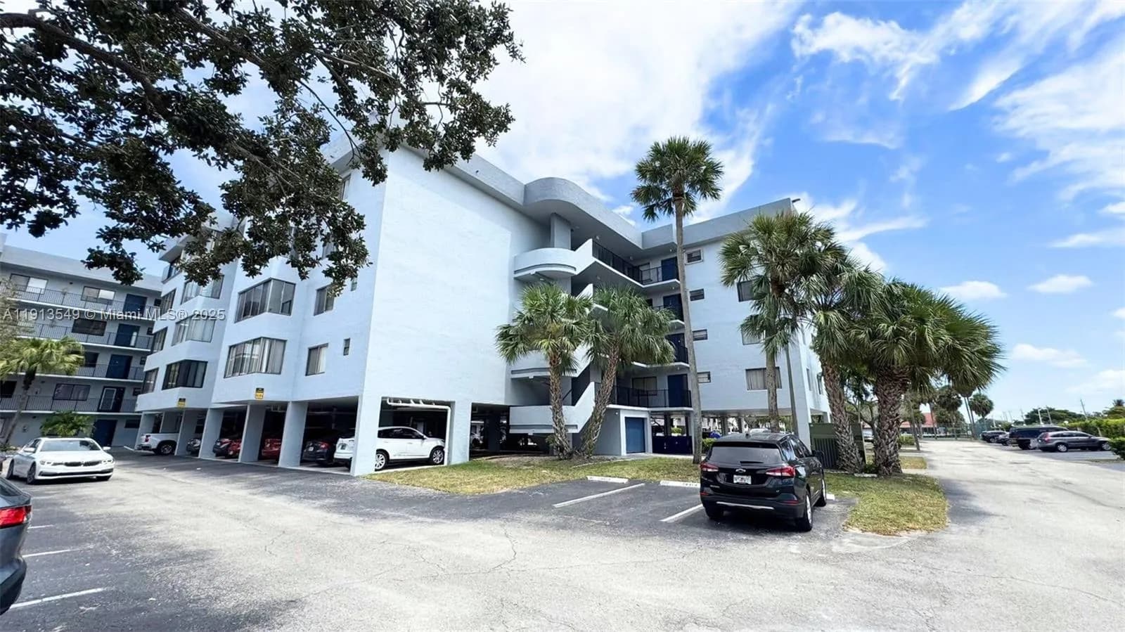 8020 Hampton Blvd # 304, North Lauderdale FL 33068
