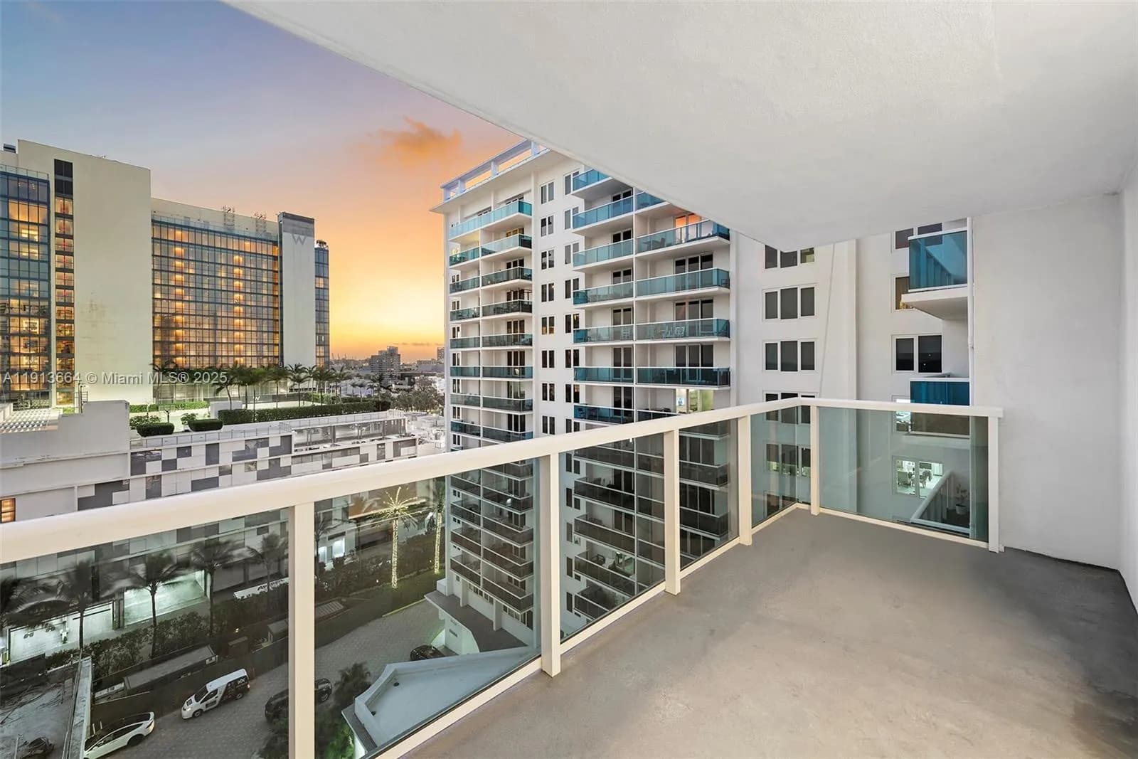2301 Collins Ave # 1004, Miami Beach FL 33139