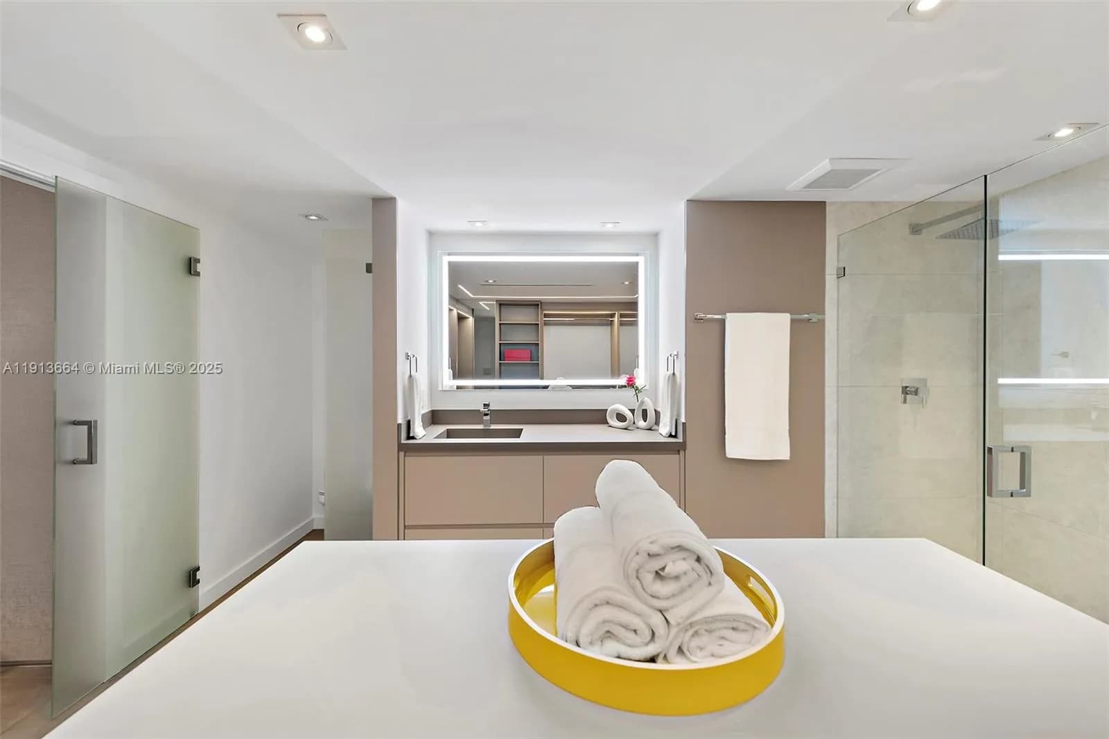 2301 Collins Ave # 1004, Miami Beach FL 33139