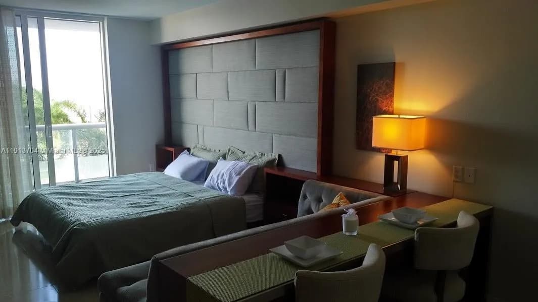 50 Biscayne Blvd # 508, Miami FL 33132