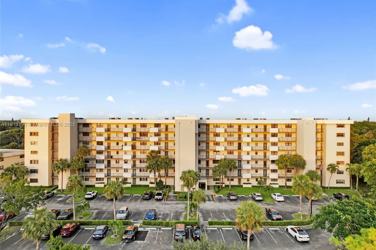 2430 Deer Creek Country Club Blvd # 2, Deerfield Beach FL 33442